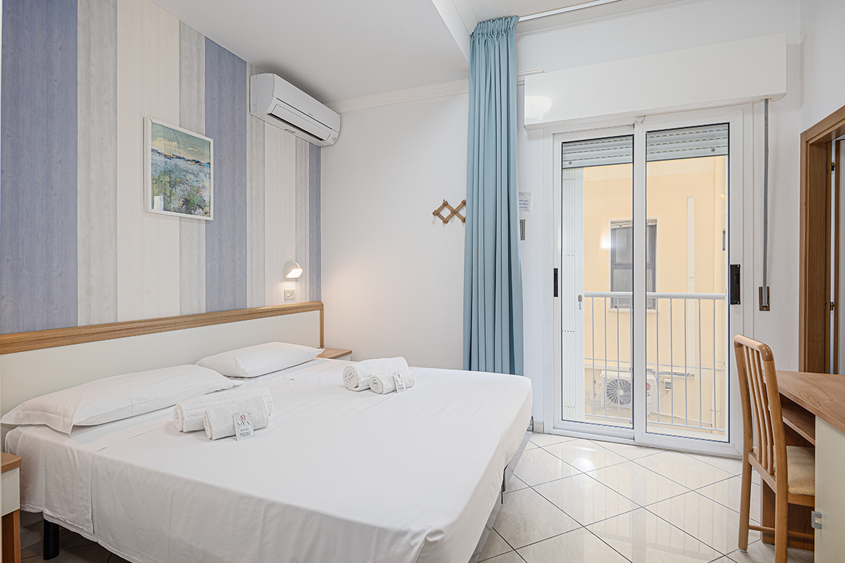 camera Economy hotel Blue Ribbon Rimini