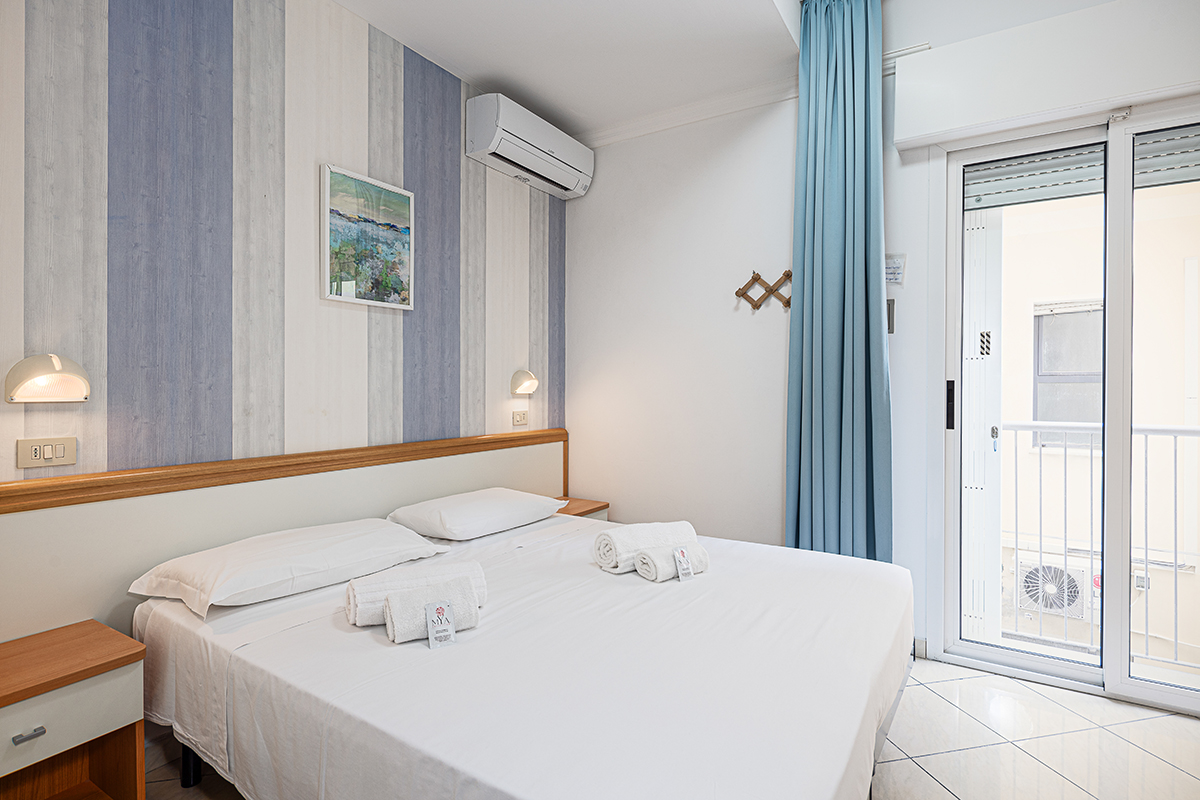 camera Economy hotel Blue Ribbon Rimini